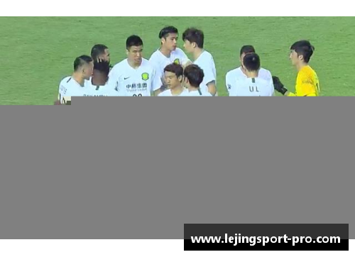 乐竞体育梅斯俱乐部新赛季主场球衣曝光，球迷狂捧设计